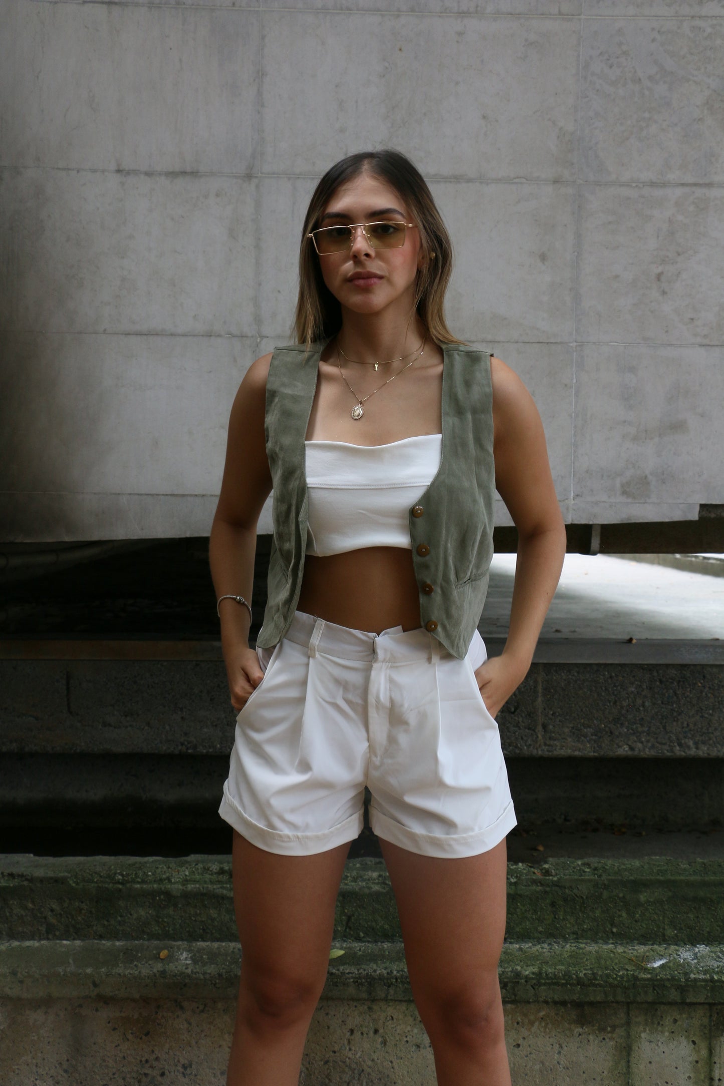 Short Elea